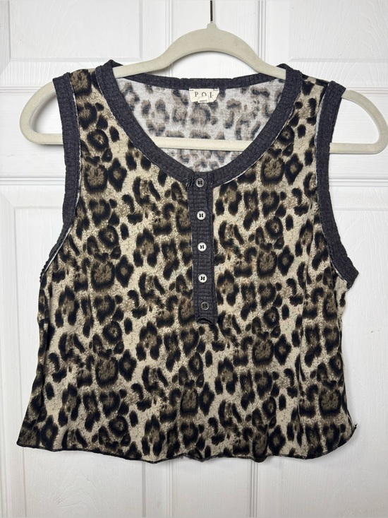 POL Tops - POL Cropped Button-Down Henley Tank Top Leopard Print Women’s Large Boho Grunge